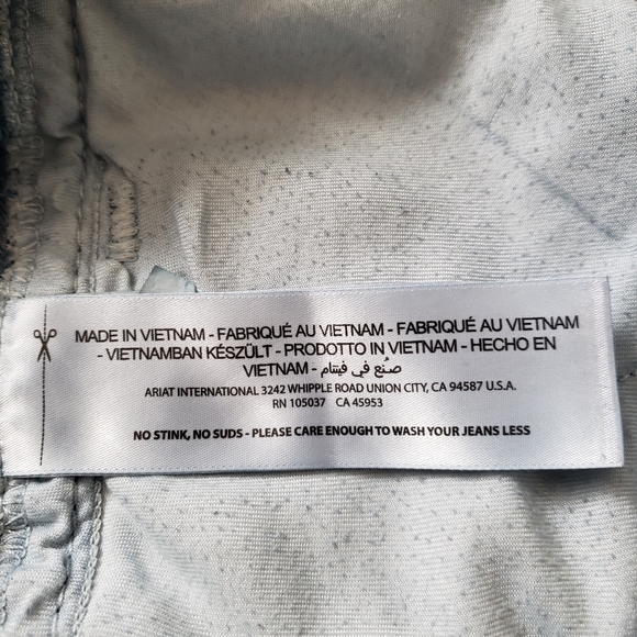 Ariat R.E.A.L. "Entwined" Bootcut Jeans - Picture 8 of 11